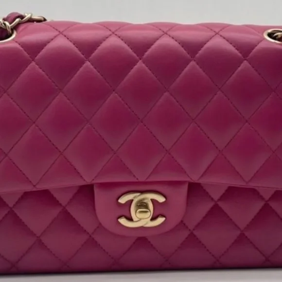 Chanel Classic Medium Double Flap Lambskin - Picture 8 of 8